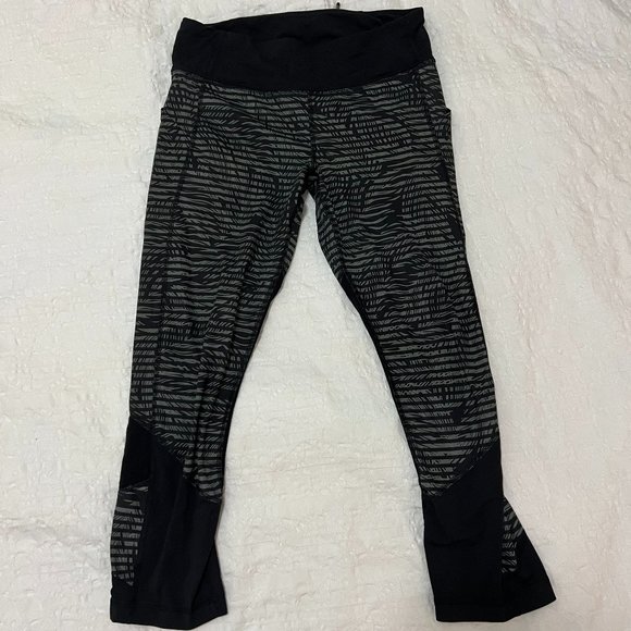 Lululemon - palm cropped running pant - 6 - Picture 1 of 3